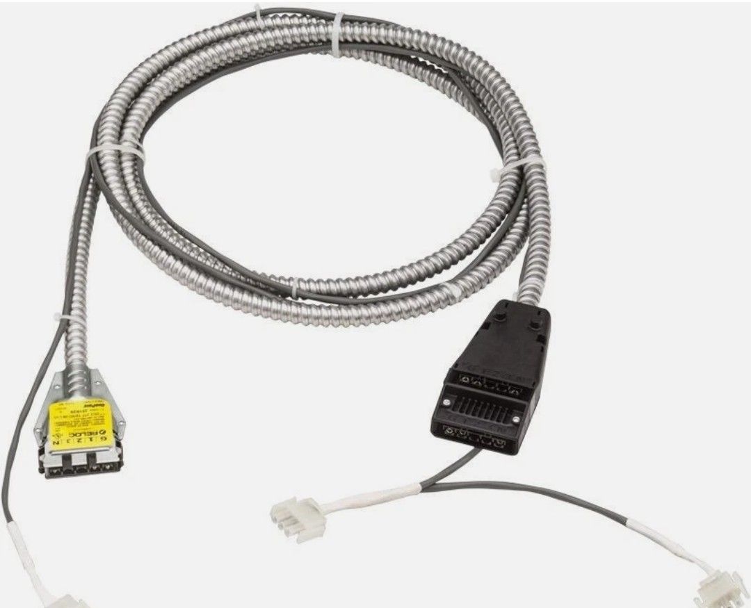 RELOC OC2-480-10/2G-21-M4, 480 V, 20A, Male/Female, Modular Wiring Cable