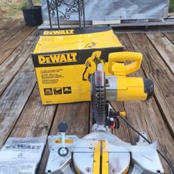 Dewalt corded electric 15amp 10" compound miter saw
