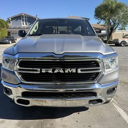 2019 Ram 1500 Crew Cab Big Horn 5.7 Hemi
