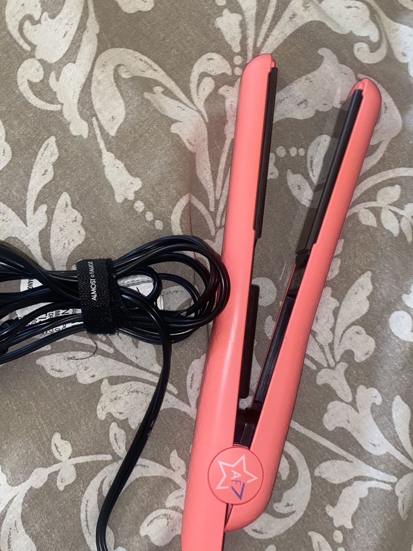 Hair Straightener