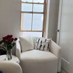 Drew Barrymore accent chair