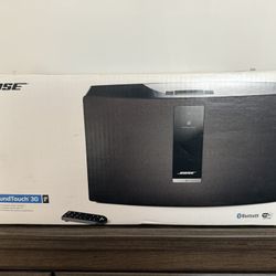 Bose 738102-1100 SoundTouch 30 Wireless Speaker, Black