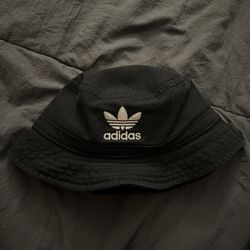 Adidas Bucket Hat
