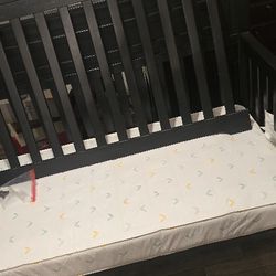 Crib/toddler Bed