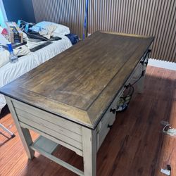 Desk With Plugs
