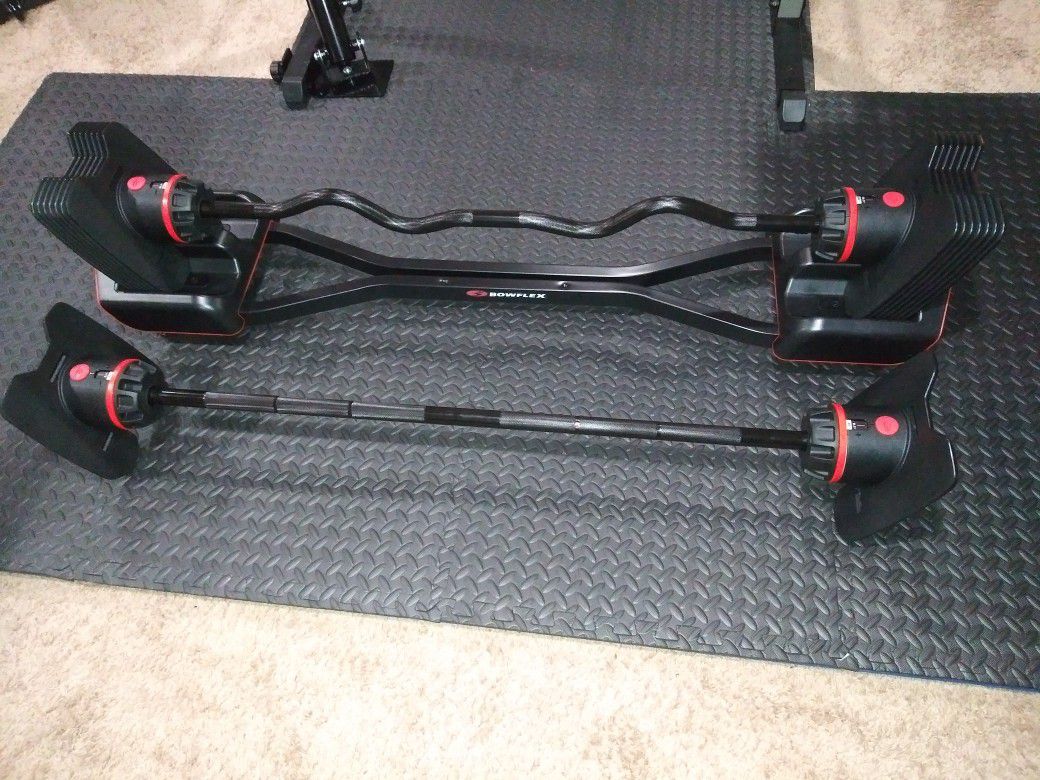 New Bowflex select tech 2080 barbell and curl bar.
