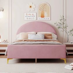 Minooka Upholstered Platform Bed