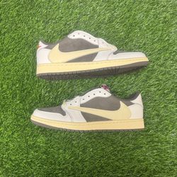 Travis Scott Reverse Mochas 