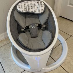 Munchkin Baby Sleeper Chair With Music And Bluetooth With Remote