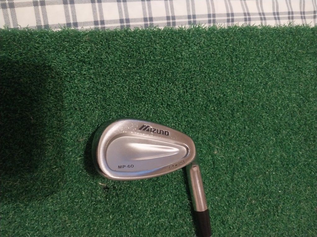 Mizuno Pitching Wedge