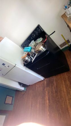 Hotpoint Stove and Oven Industrial Grade
