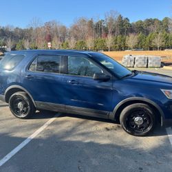 2016 Ford Explorer