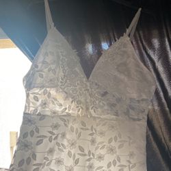 *BRAND NEW* White Formal Dress