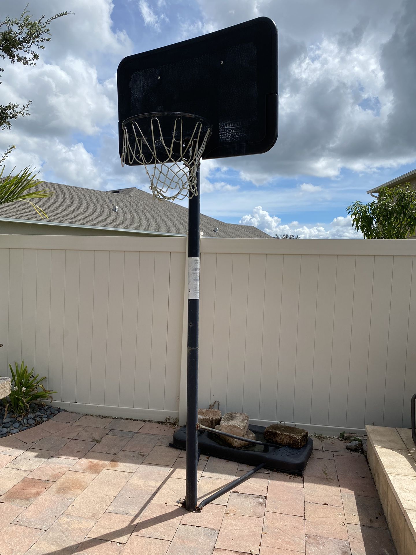 Outdoor Basketball Hoop