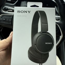 🎧 Sony MDR-ZX110 On-Ear Headphones – Lightweight Comfort with Powerful Sound