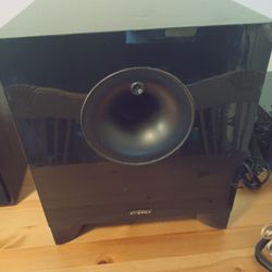 Home theater subwoofer. Ported box, great condition sounds great. FREE DELIVERY PORTLAND VANCOUVER