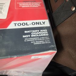 M18 FUEL 18-Volt 24 in. Brushless Cordless Battery Powered Hedge Trimmer (Tool-Only)