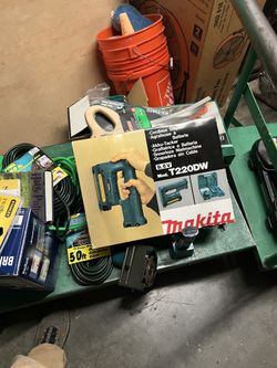 Cordless Stapler