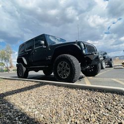 3.5” Lift Kit With Boston 5100 Shocks & INSTALLATION. 07-18 Jeep Wrangler Rubicon Unlimited Sport (We finance..