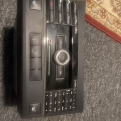 Mercedes Benz  OEM Stereo AM/FM Bluetooth 