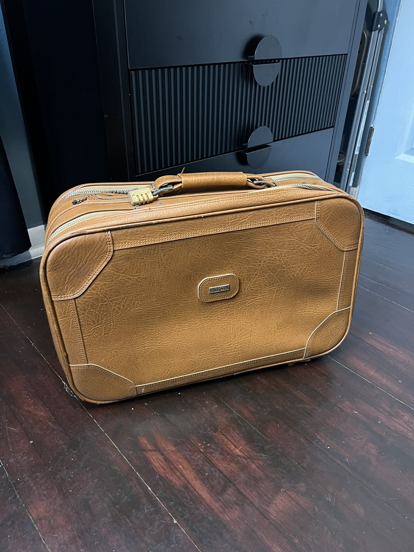 Vintage Invicta Brown Faux Leather Suitcase – Retro Hard-Shell Travel Luggage