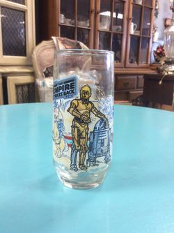 Star Wars BurgerKing R2-D2 and C-3PO collectable glasses