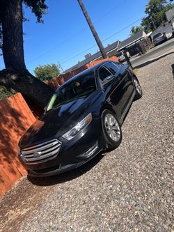 2015 Ford Taurus