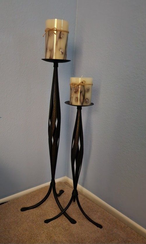 Candle Holder Set With Candles 