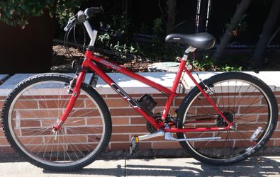GT Outpost All Terra Bicycle (Made in Taiwan)