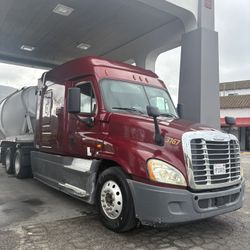 2017 Freightliner Cascadia Dd15