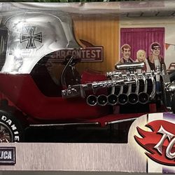 Collectors Tom Daniel