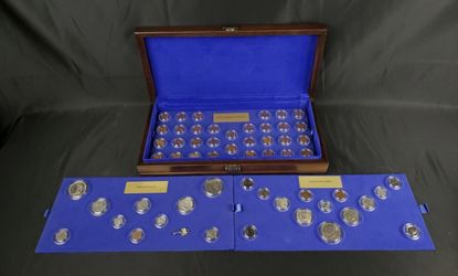 US PRESIDENTIAL SERIES OBSOLETE COINAGE, LINCOLN MEMORIAL SET W/ DISPLAY LOCKING CASE