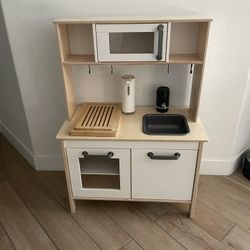 Montessori Kitchen for kids