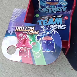 Toddler desk and Mario bookbag and lunch box bundle