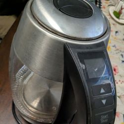 Electric Kettle  Chefman 