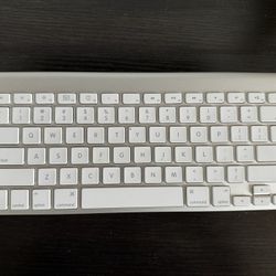 Apple Wireless Keyboard