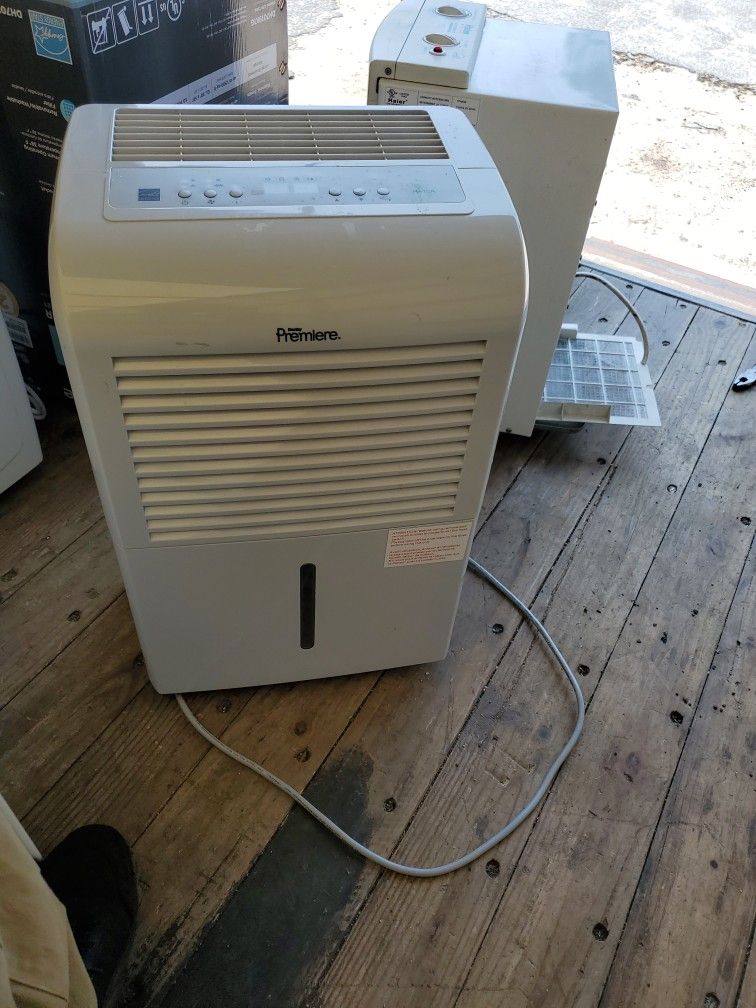 Premiere 50-Pint Dehumidifier Like-New 