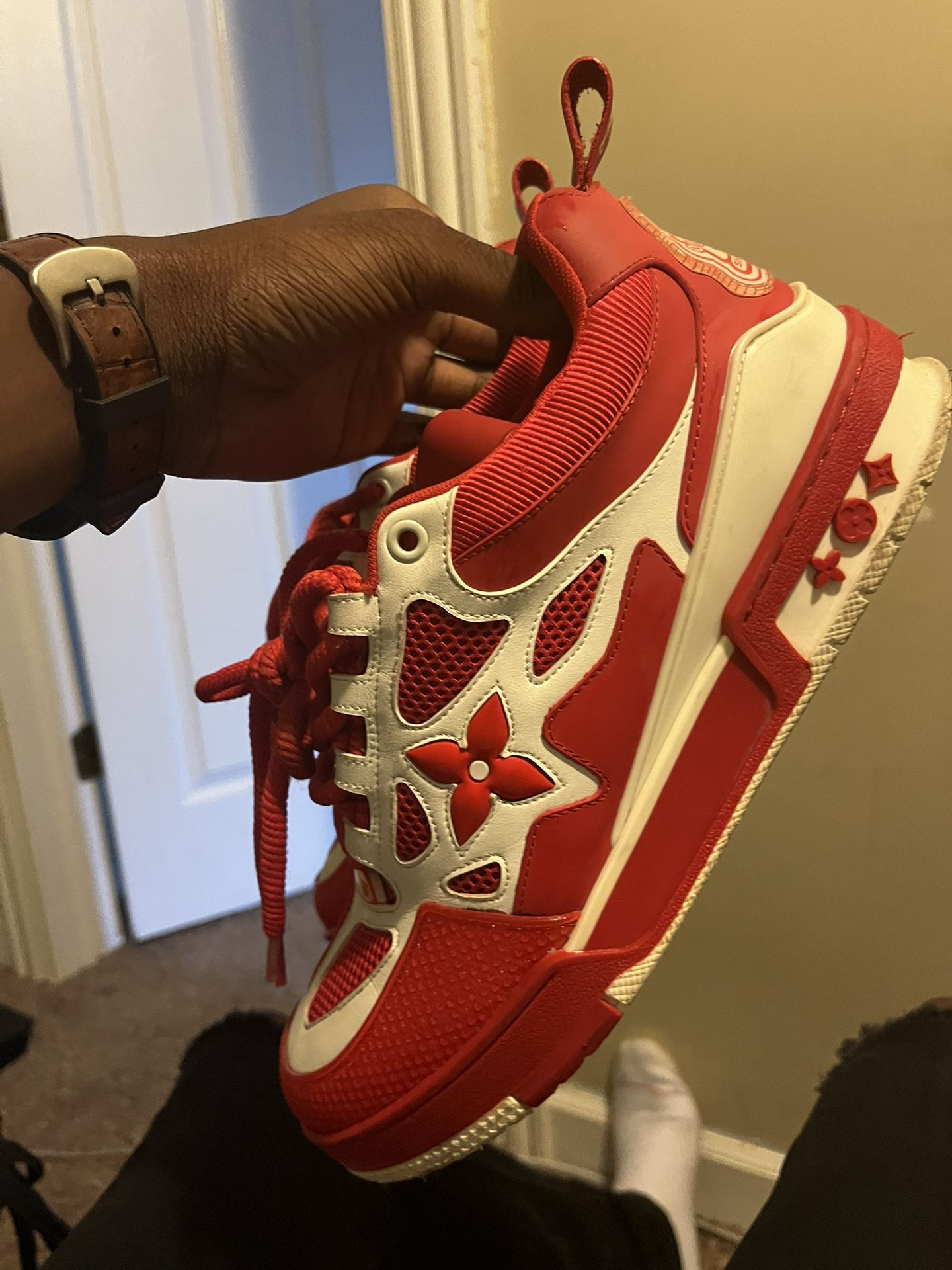 LV Skates - Red/White - No Box