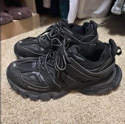 Black balenciaga tracks