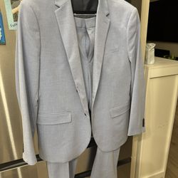 Perry Ellis Suit Light Blue *Like New*