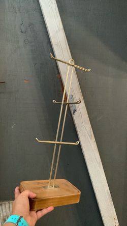 Jewelry holder