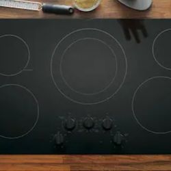 GE Smooth Cooktop 