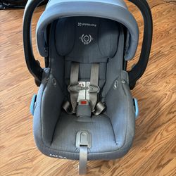 Uppababy Car seat