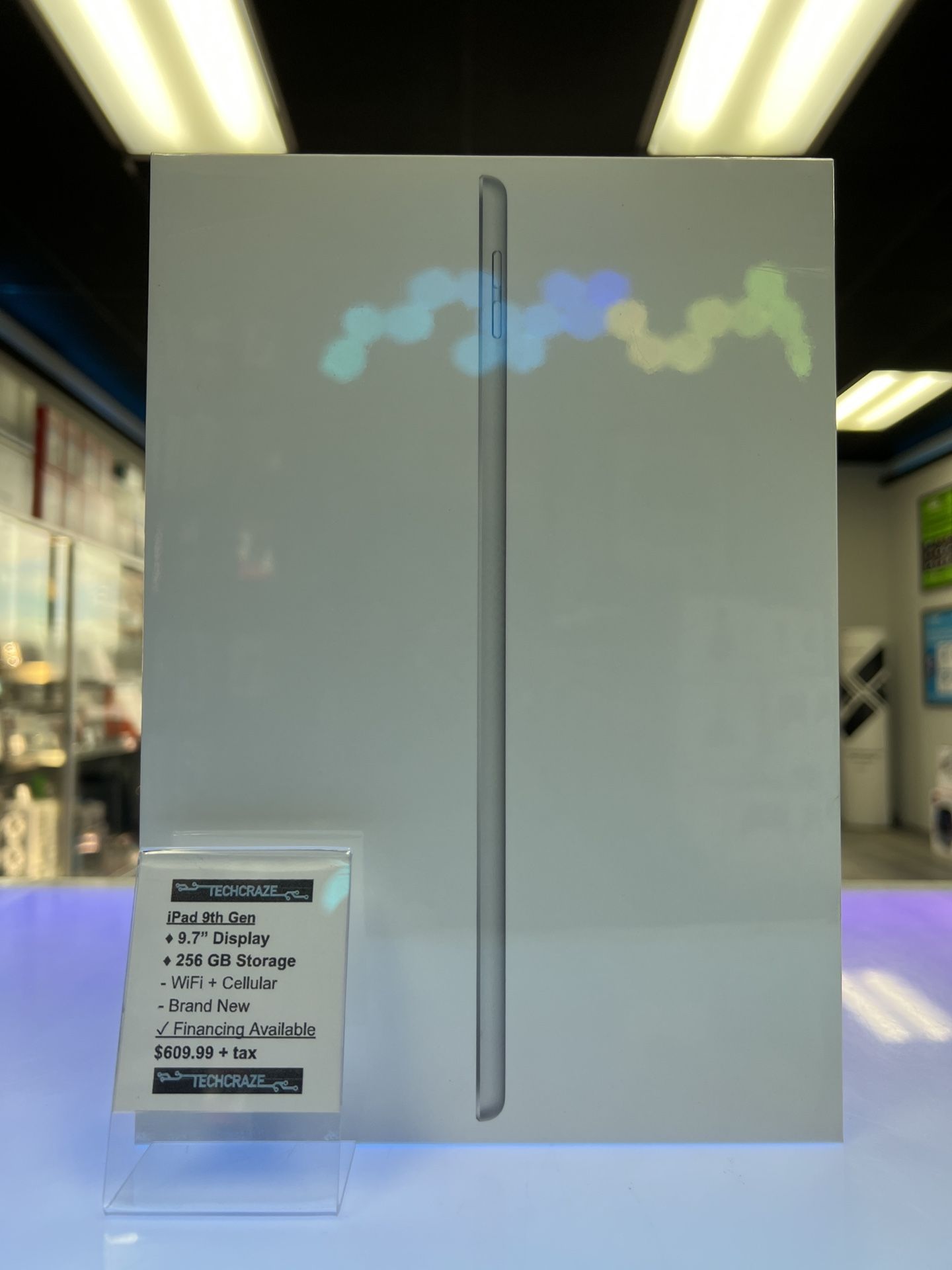 Apple iPad 9th Generation (WiFi + Cellular) - 256 GB Silver - **BRAND BEW**