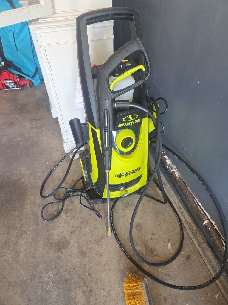 Power Washer