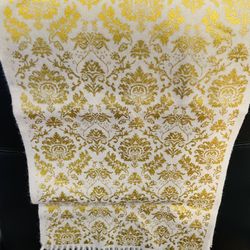Scarf Traditional White And Gold Pattern 