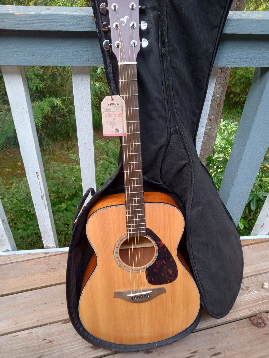 Yamaha FS800 Acoustic Guitar