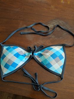 Size small swim top by heat