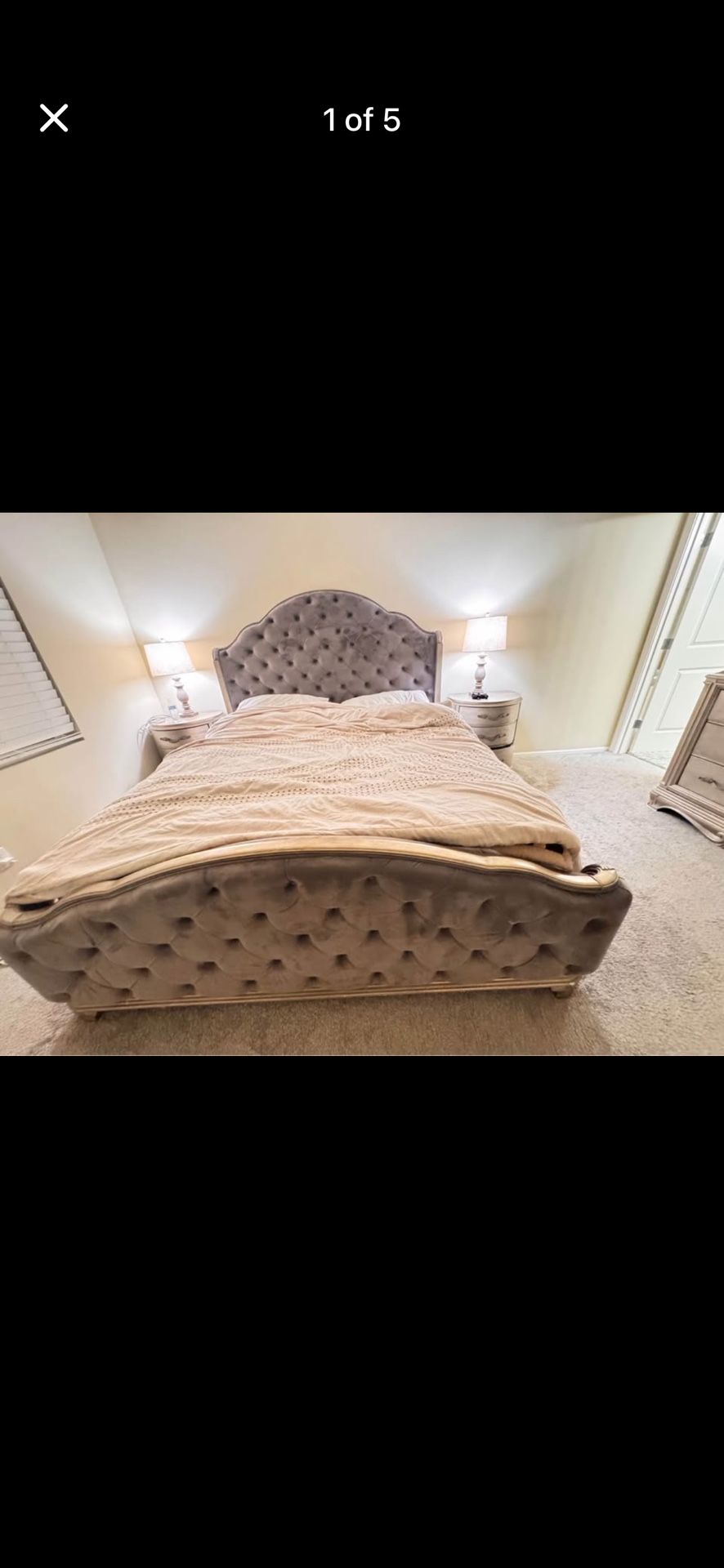 Elegant King Bedroom Set 