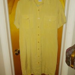 Very Cute Ladies Size Medium Saks Fifth Avenue Dress